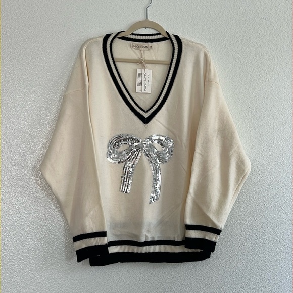 Grace & Emma Sweaters - Silver sequin bow varsity style sweater, size 3X